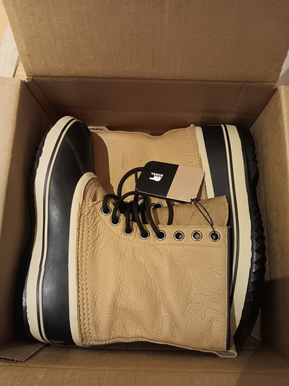 New 9 SOREL Men's Tan Waterproof Lace-Up Boots